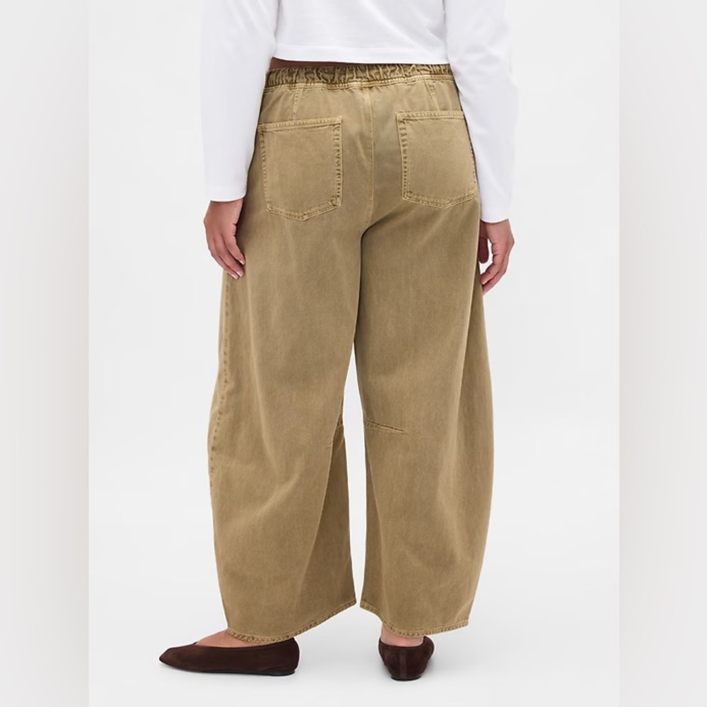 GAP Wide Leg Drawstring Pants in Olive - Picture 3 of 7